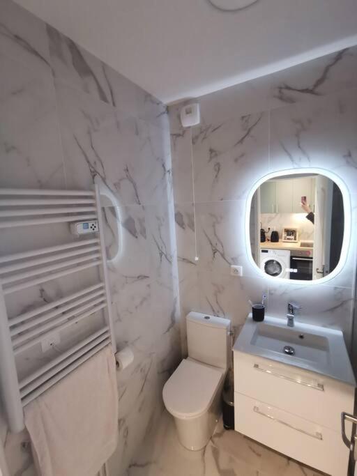 Cosy Apartment At Merignac-Centre Eksteriør bilde